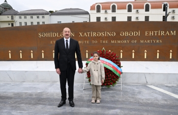 İlham Əliyev Gəncə Memorial Kompleksinin açılışında iştirak edib - FOTOLAR | FED.az