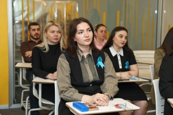 Expressbank əməkdaşları üçün “Autizm aylığı” ilə əlaqədar maarifləndirici seminar keçirilib | FED.az