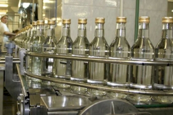 Azərbaycanda araq istehsalının illik həcmi 100 min dekalitrə çatdırılacaq