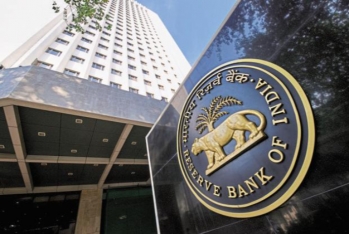 Hindistan Mərkəzi Bankı əsas - Faiz Dərəcəsini Qaldırıb
