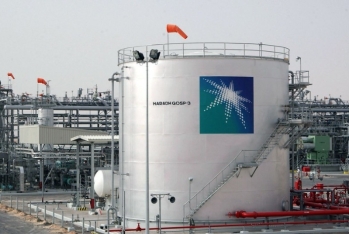 "Saudi Aramco" daşınmaz əmlak satmaqla azı 10 milyard dollar cəlb edə bilər