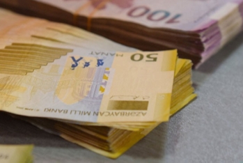 Azərbaycanda nazirlik ilk dəfə banklara büdcə vəsaiti ayırdı: Sadə vətəndaş bundan nə qazanacaq?