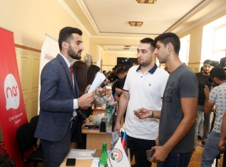 Bakı Dövlət Universitetinin tələbə və məzunları üçün “Karyerada ilk addım” adlı aktiv məşğulluq tədbiri - KEÇİRİLİB | FED.az