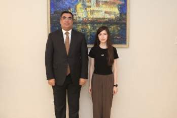 Il qrup üzrə ən yüksək nəticə göstərən abituriyent  BANM Maliyyə ixtisasını seçir