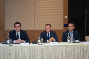 Ədliyyə Nazirliyi və KOBİA sahibkarlarla görüş keçirib - FOTOLAR | FED.az