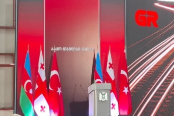 Bakı-Tbilisi-Qars dəmir yolu xəttinin rəsmi istismara verilmə mərasimi keçirilir - FOTO