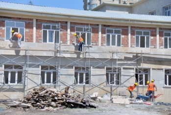 Azərbaycanda əsaslı təmirə ehtiyacı olan məktəblərin sayı açıqlanıb