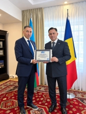 AQC sədri Azərbaycanın Rumıniyadakı səfiri ilə görüşüb – FOTO | FED.az