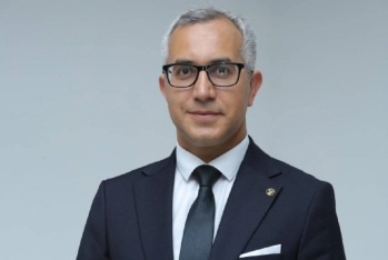 Təhsil eksperti Kamran Əsədov məhkəmə zalında həbs edildi