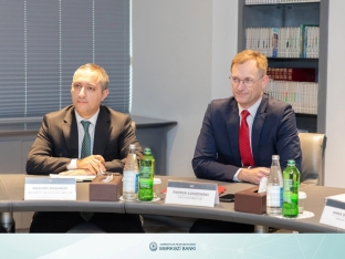 Pul siyasəti çərçivəsinin təkmilləşdirilməsi məsələləri müzakirə olunub | FED.az