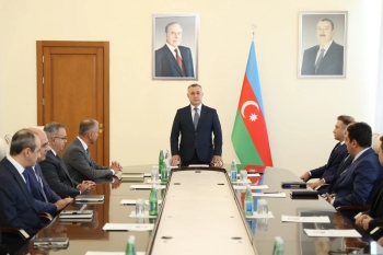 Anar Bayramov Səhiyyə Nazirliyinin kollektivinə təqdim olunub | FED.az