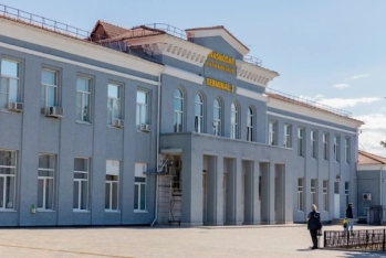 Ukrayna Rusiyada aeronaviqasiya binasına dron zərbəsi endirib, 13 aeroportun fəaliyyəti dayandırılıb