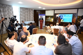 İKZF media nümayəndələri üçün təlim keçirib - FOTOLAR | FED.az