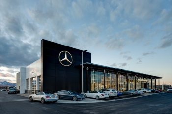 Mercedes-Benz bu il - REKORD SAYDA AVTOMOBİL SATIB