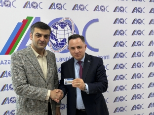AQC üzvlərinə yeni vəsiqələr təqdim olunub – FOTO - VİDEO | FED.az