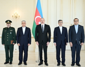 İlham Əliyev İranın Azərbaycanda yeni təyin olunmuş səfirinin etimadnaməsini qəbul edib | FED.az