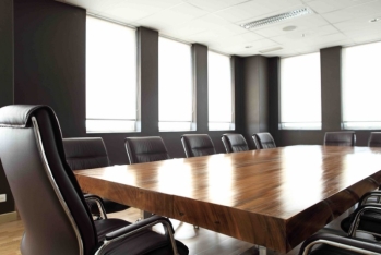 Mərkəzi Banka məxsus “Amay TM”də ofislər satışa çıxarılır – SİYAHI, QİYMƏTLƏR