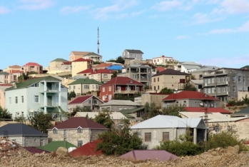 Azərbaycanda sənədsiz fərdi evlər qeyri-yaşayış obyektlərindən azı 10 dəfə çoxdur