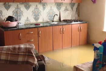 Su dolan evlərə dəyən ziyanı kim ödəyəcək? - VİDEO