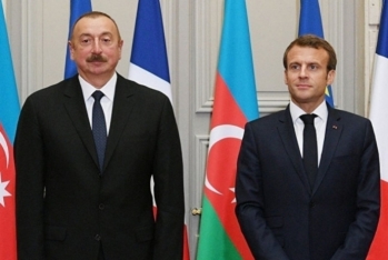 Makron İlham Əliyevi təbrik edib