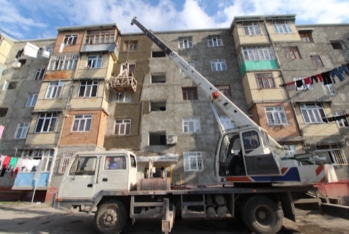 Məcburi köçkünlərin yaşadığı binalarda 431 minlik - TƏMİR İŞLƏRİ GÖRÜLƏCƏK