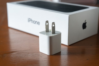 «Apple» şirkəti «adapter əməliyyatı»ndan -[red] 6 MİLYARD DOLLARI NECƏ QAZANDI? – BİZNES TARİXİ[/red] | FED.az