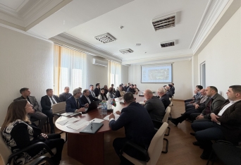 Çoxsaylı subasma hadisələri baş vermiş Şabranda fermerlərlə görüş keçirilib - FOTOLAR | FED.az