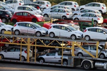 Gürcüstandan Azərbaycana avtomobil ixracı azalıb