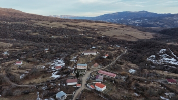 İlham Əliyev Ağdərənin Çapar kəndində görülmüş işlərlə tanış olub - FOTOLAR | FED.az