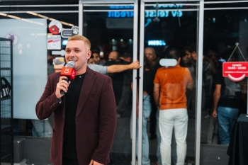 “Kontakt”da “iPhone 18 Pro” seriyasına axın: [red]4-cü il ardıcıl satış rekordu – FOTO[/red] | FED.az