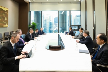 Taleh Kazımov Koreya Mərkəzi Bankının sədri ilə görüşüb