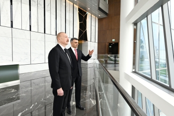 İlham Əliyev Mərkəzi Bankın yeni binasının açılışında iştirak edib - FOTOLAR | FED.az
