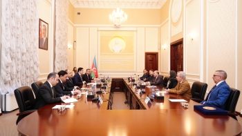 Fərid Əhmədov İraq Federal Ali Məhkəməsinin sədri ilə görüşüb | FED.az