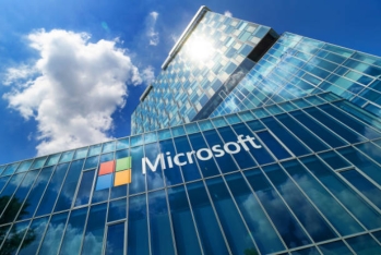 Microsoft səhm səhnəsini silkələdi - SƏHMLƏR 10%-Ə YAXIN BAHALAŞDI