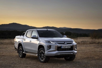 Start qiyməti 10.200 manat olan “Mitsubishi L200” avtomobili 15.000 manata satıldı