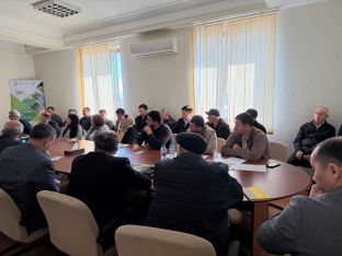 Çoxsaylı subasma hadisələri baş vermiş Şabranda fermerlərlə görüş keçirilib - FOTOLAR | FED.az