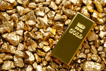 Qızılda yüngül enmə: Bugünkü qiymət $3,330