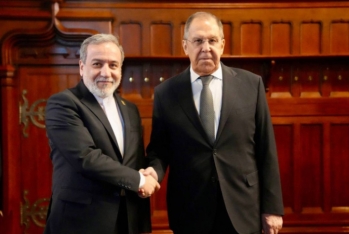 Əraqçi və Lavrov münaqişənin Xəzər dənizinə yayılması ilə bağlı narahatlıqlarını bildiriblər