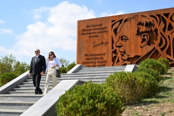 İlham Əliyev Şamaxıda “Nəsimi Bağları” kompleksi ilə tanış olub - FOTOLAR | FED.az