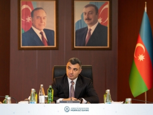 Mərkəzi Bankda ekspertlərlə makroiqtisadi vəziyyət müzakirə edilib - FOTOLAR | FED.az
