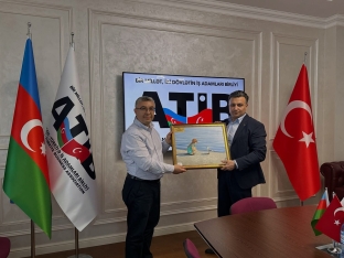 ATİB-də Türkiyə Səfirliyinin Ticarət Baş müşaviri ilə əməkdaşlıq perspektivləri müzakirə olunub - [red]FOTOLAR[/red] | FED.az