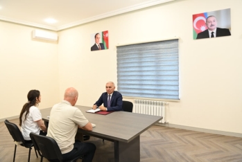 “Azərişıq” ASC-nin sədri Xankəndidə vətəndaşları qəbul edib