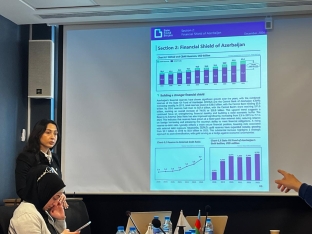 Media nümayəndələri üçün “Kapital Bazarı: Əsas Prinsiplər və Fundamental Biliklər” mövzusunda seminar keçirilib | FED.az