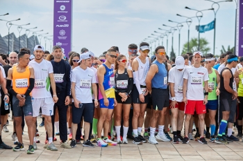 При эксклюзивном партнерстве Azercell прошел «Бакинский марафон-2024» | FED.az