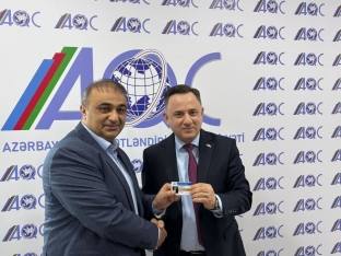 AQC üzvlərinə yeni vəsiqələr təqdim olunub – FOTO - VİDEO | FED.az