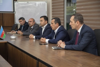 Şəmkirdə Dövlət Proqramı üzrə görülən işlər müzakirə olundu, təsərrüfatlara baxış keçirildi - [red]FOTOLAR[/red] | FED.az