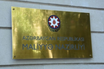 Maliyyə Nazirliyi 120 milyon manat da borclandı