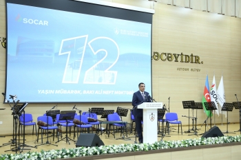 Bakı Ali Neft Məktəbində Mədəniyyət və İncəsənət Universitetinin 100 illik yubileyi qeyd olunub - FOTOLAR | FED.az