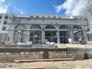 İdarə rəsmisi: “Şuşa” hoteli və “Xarıbülbül” hotelinin ikinci korpusunun inşası davam etdirilir” | FED.az