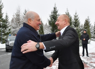 Sankt-Peterburqda İlham Əliyevin  Aleksandr Lukaşenko ilə görüşü olub - FOTOLAR | FED.az
